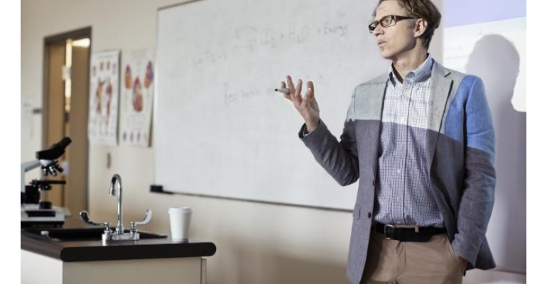 تمرین شنیداری (listening) زبان سطح متوسط ۲ فایل ۴