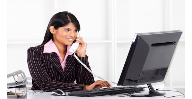 اصطلاحات پرکاربرد برای برقراری و پاسخگویی به یک تماس تلفنی به زبان انگلیسی