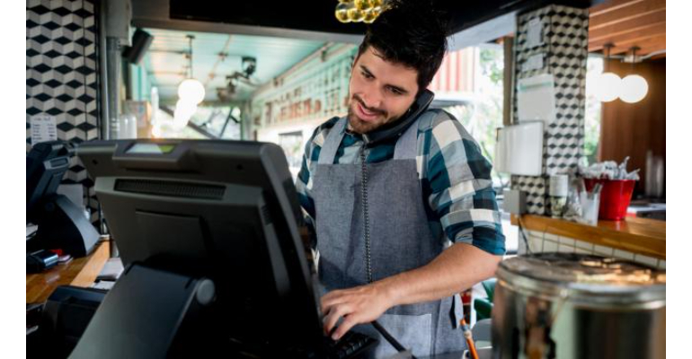 تمرین شنیداری (listening) زبان مقدماتی فایل ۳